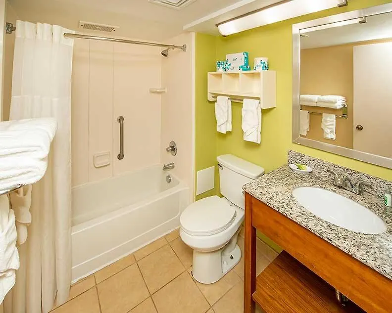 Barclay Towers King Suites Virginia Beach 3*,