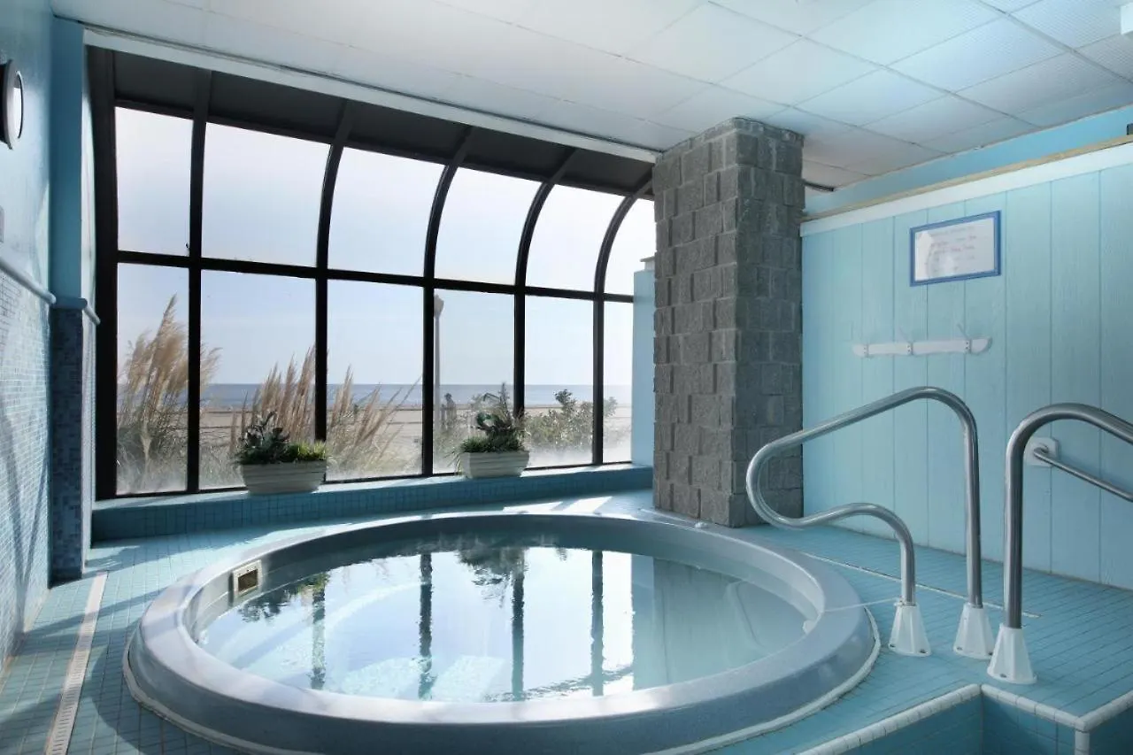 Hotel Barclay Towers King Suites Virginia Beach
